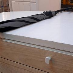 مظلة paraply، كما تم الإبلاغ عنه بواسطة IKEA Furuset عبر iLost