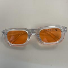 Lunettes, a été signalé par Movie Park Germany utilisant iLost