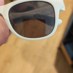 Sonnenbrille, gemeldet von De Tovertuin über iLost