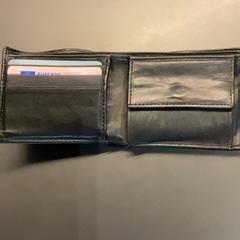 Sack Black wallet, gemeldet von MEININGER Hotel Bremen Hauptbahnhof über iLost