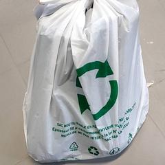 Taška - Plastiek tas, ako bolo nahlásené Regio Oost-Vlaanderen pomocou iLost