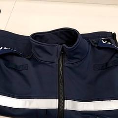 İLost kullanarak Arriva Limburg Zuid tarafından bildirildiği gibi Dış giyim Blauw