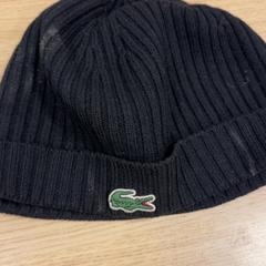 Sapka Muts, amint azt Pathé Amsterdam Noord az iLost segítségével jelentette.