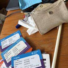 Witte portemonnee, gerapporteerd met iLost