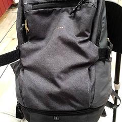 Hátizsák Szürke, vaszon がiLostで IKEA Soroksár Budapest によって報告されました