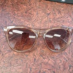 Gafas Zonnebril, ha sido reportado por Familiepark Drievliet con iLost