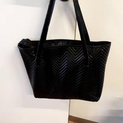 가방, iLost를 사용하여 Qbuzz ZHN에 보고됨