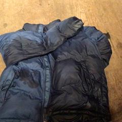 İLost kullanarak De Heeren van Aemstel tarafından bildirildiği gibi Dış giyim Donkerblauw