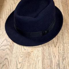 Hut, gemeldet von Qbuzz DMG über iLost