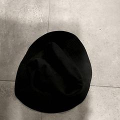 Kleding - pet, zoals gemeld door Centraal magazijn met iLost