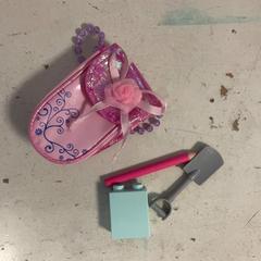 Tasje Roze, zgłoszono przez Artis przy użyciu iLost