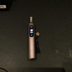 Electric toothbrush, as reported by Van der Valk Hotel Amsterdam Zuidas using iLost