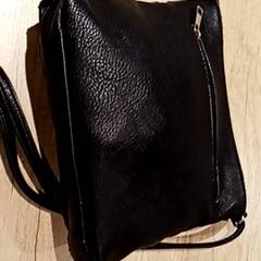 バッグ Handtas がiLostで Regio Antwerpen - Brussel によって報告されました