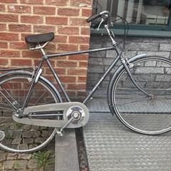 Bicicleta Batavus Zwart, segundo informou Gemeente Zonhoven usando iLost