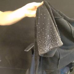 Chemises, a été signalé par MEININGER Hotel Vienna Downtown Franz utilisant iLost