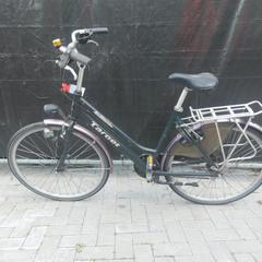 Bicicleta feminina, segundo informou Gemeente Nijkerk usando iLost