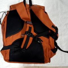 Mochila, ha sido reportado por Grand Hotel Amrâth Amsterdam con iLost