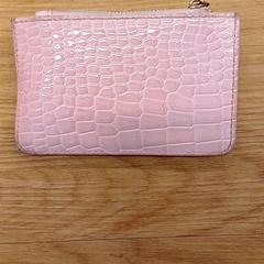 Carteira Kempenaar, segundo informou HTM usando iLost