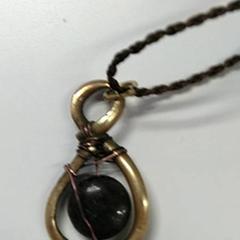 Collier, a été signalé par IKEA Gent utilisant iLost