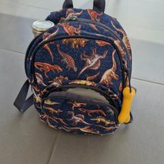 Mochila - Elaut, como reportado por Centraal magazijn utilizando o iLost