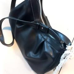 Handbag, as reported by Arriva Limburg Noord using iLost