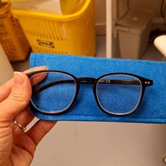 Okuliare, ako bolo nahlásené IKEA Paris - Italie Deux pomocou iLost