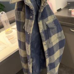 Jaqueta Green blue plaid, segons ha informat Pathé Nijmegen mitjançant iLost