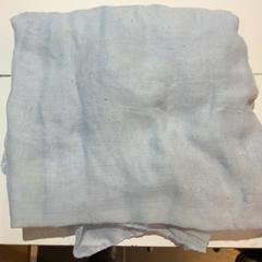 Shawl Licht blauw, as reported by Pathé Rembrandt Utrecht using iLost