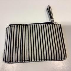 Portemonnee Op naam van kleuskens, segundo informou Gemeente Amsterdam usando iLost