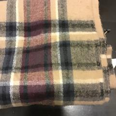 Sjaal, zoals gemeld door U-OV Utrecht met iLost