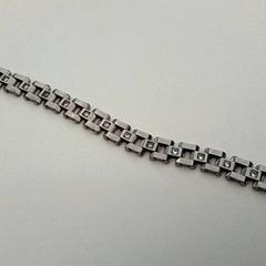 Armband, rapporterat av De Vierdaagse med iLost