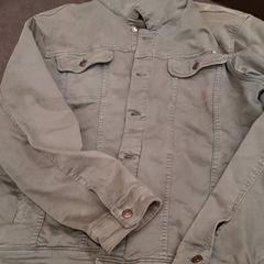 Kurtka, zgłoszono przez Rotterdam The Hague Airport przy użyciu iLost