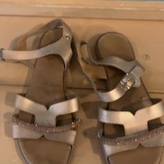 İLost kullanarak Familie Resort Molenwaard tarafından bildirildiği gibi Sandalet