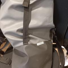 Rugzak، كما تم الإبلاغ عنه بواسطة Arriva Limburg Zuid عبر iLost