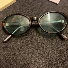 Bril, zoals gemeld door KABUL à GoGo / Teatro met iLost