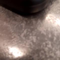 Oortjes in doos がiLostで Rotterdam The Hague Airport によって報告されました