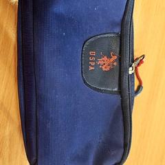 Škatuľa Blauw met rood, ako bolo nahlásené TU/e - Receptie Traverse pomocou iLost