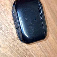 Oortjesdoosje JLAB, ako bolo nahlásené Qbuzz DMG pomocou iLost