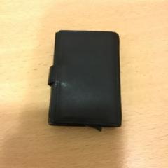 Wallets, as reported by Qbuzz U-OV using iLost