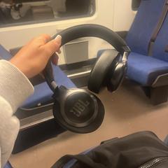 Jbl live koptelefoon/headphones black, iLost-i jakinarazi zaion moduan