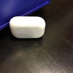 Oorcase, segundo informou Qbuzz U-OV usando iLost