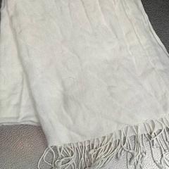 Scialle, come riportato da IKEA Hasselt utilizzando iLost