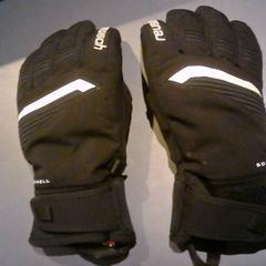 İLost kullanarak SnowWorld Landgraaf tarafından bildirildiği gibi Eldivenler