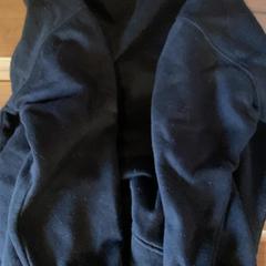 Svetr sweater, jak nahlášeno Attractie- & Vakantiepark Slagharen pomocí iLost