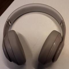 ヘッドホン がiLostで Qbuzz ZHN によって報告されました