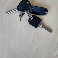 Llaves, ha sido reportado por Connexxion Haarlem IJmond con iLost