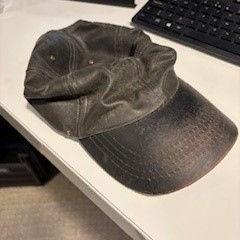 Kšiltovka, jak nahlášeno Cursus en vergadercentrum Domstad pomocí iLost