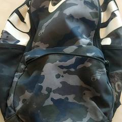 حقائب الظهر والحقائب النهارية، كما تم الإبلاغ عنه بواسطة Blauwnet Zwolle عبر iLost