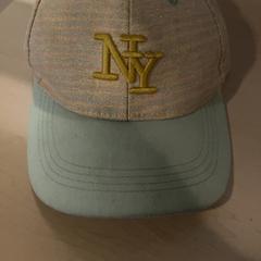 Cap NY, come riportato da Jaarbeurs utilizzando iLost