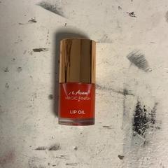 Aceite de labios Rood, ha sido reportado por Artis con iLost